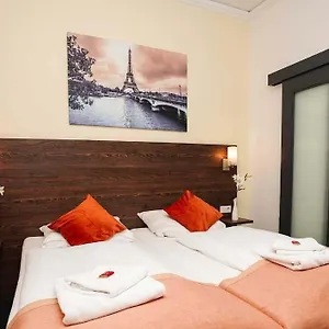 トリップ メトロ フランクフルト