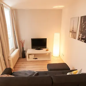 Gemuetliches Und Helles Mit Balkon, Badewanne, Wlan, Parkplatz Apartment